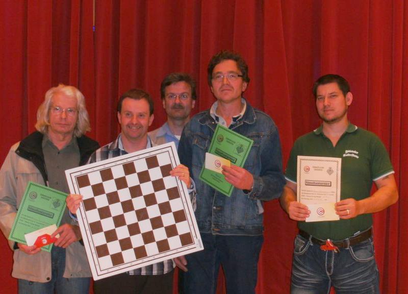 Remisspieler Anton Steinkellner, Rrwin Rumpl , Winfried Wadsack, Remisspieler Anton Raab und Remisspieler Roland Blamauer
